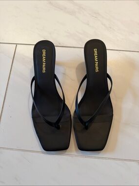 Dream Pairs Black Square-Toe Slide Heels